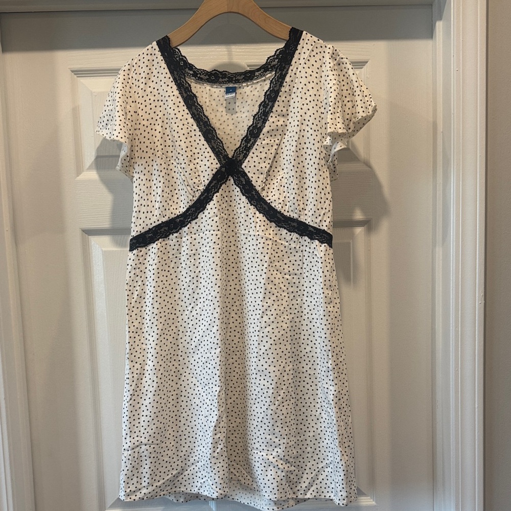 Old Navy Dress. NWOT.